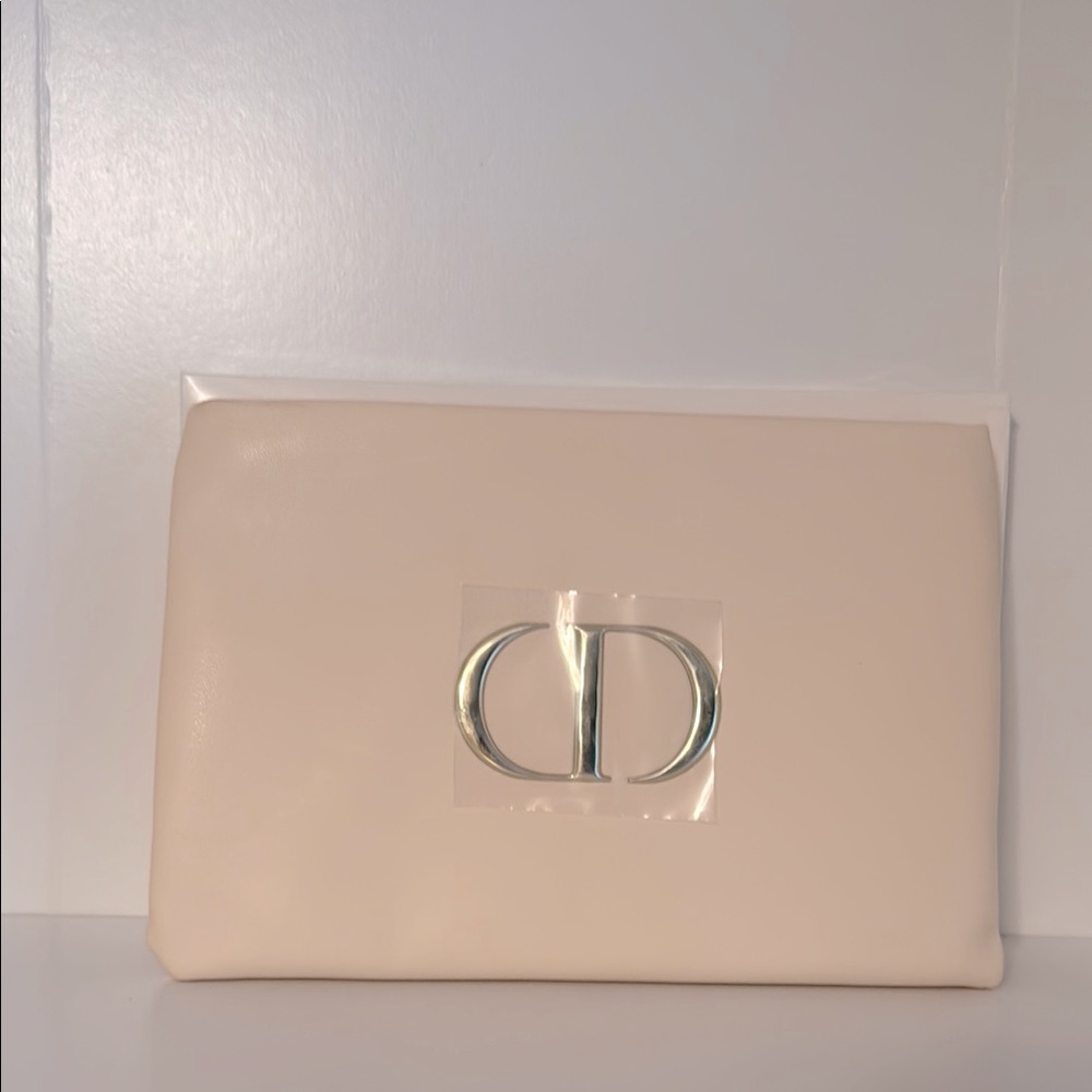 Dior Cream Cosmetic Bag with Iconic CD Logo - Picture 2 of 5